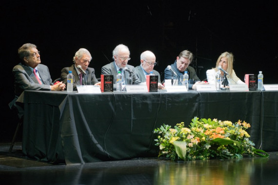 Presentación de «Rayuela» en el Teatro Real de Córdoba.