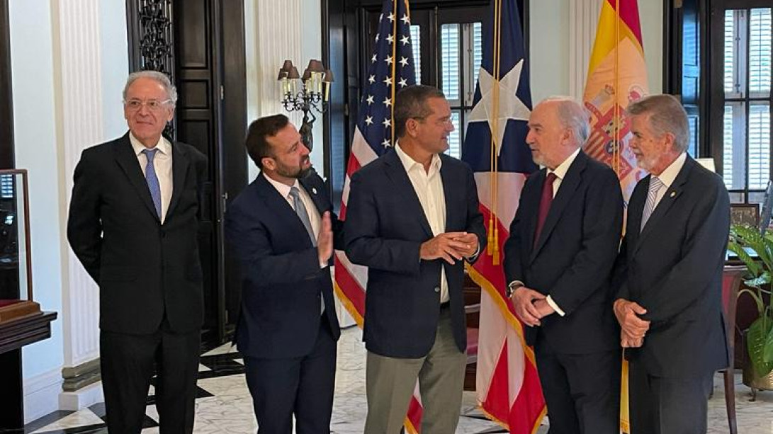 Reunión con el gobernador de Puerto Rico.
